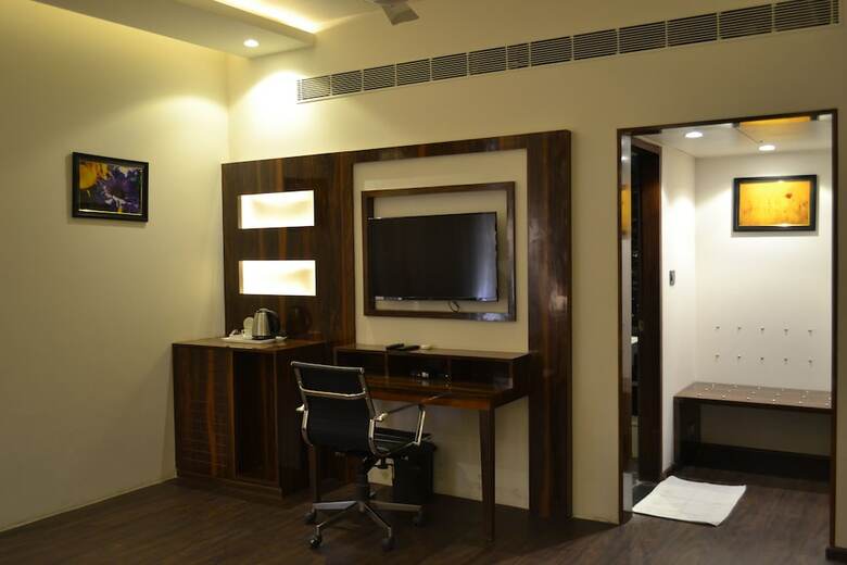 Hotel Ananta Elite, Kota