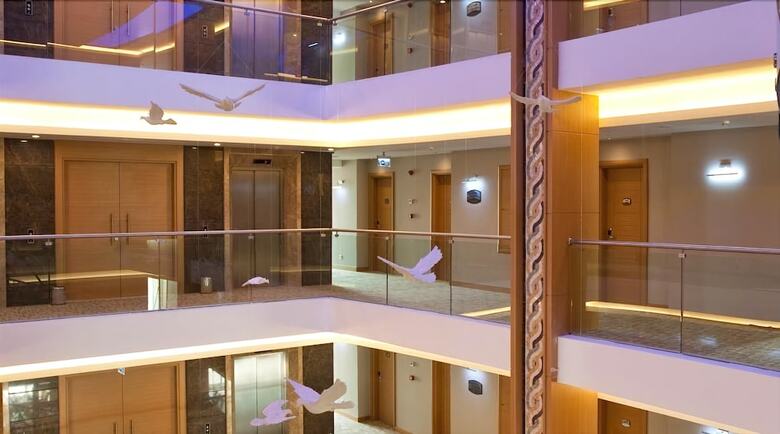Fourway Hotel Spa & Restaurant