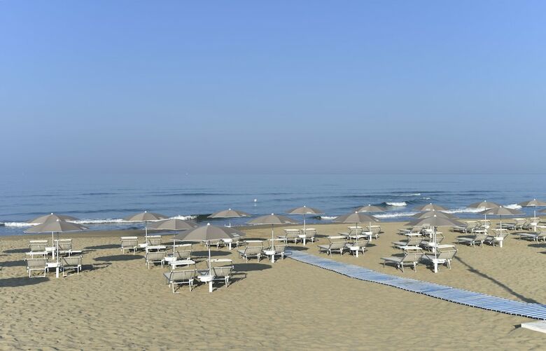 Paestum Inn Beach Resort