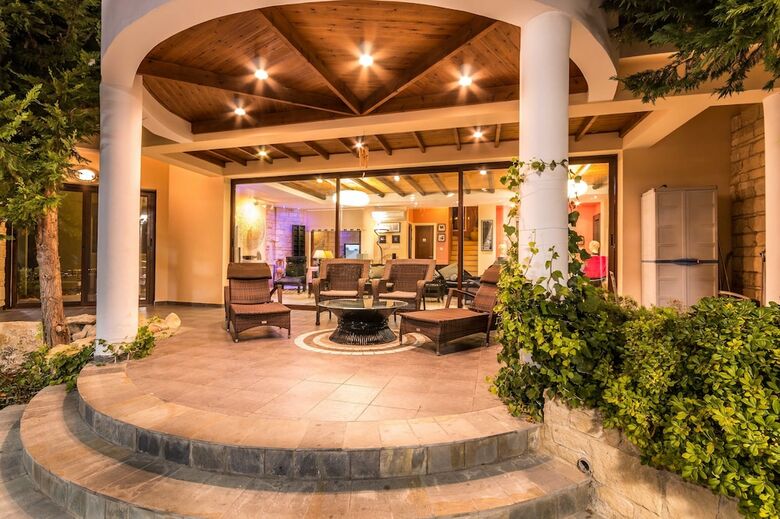 Panorama & Oceania Villas