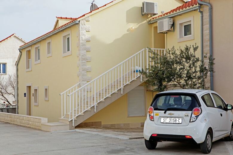 Ratac Apartments