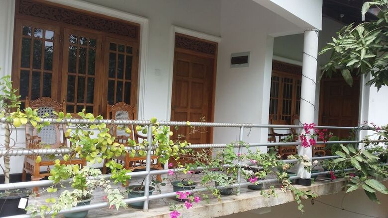 Bed & Breakfast Rich Resort & Restaurant
