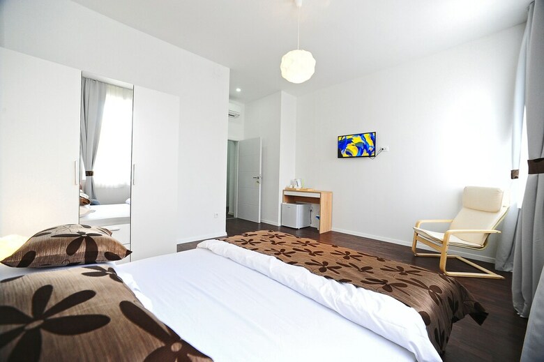 Hotel Valenti Rooms