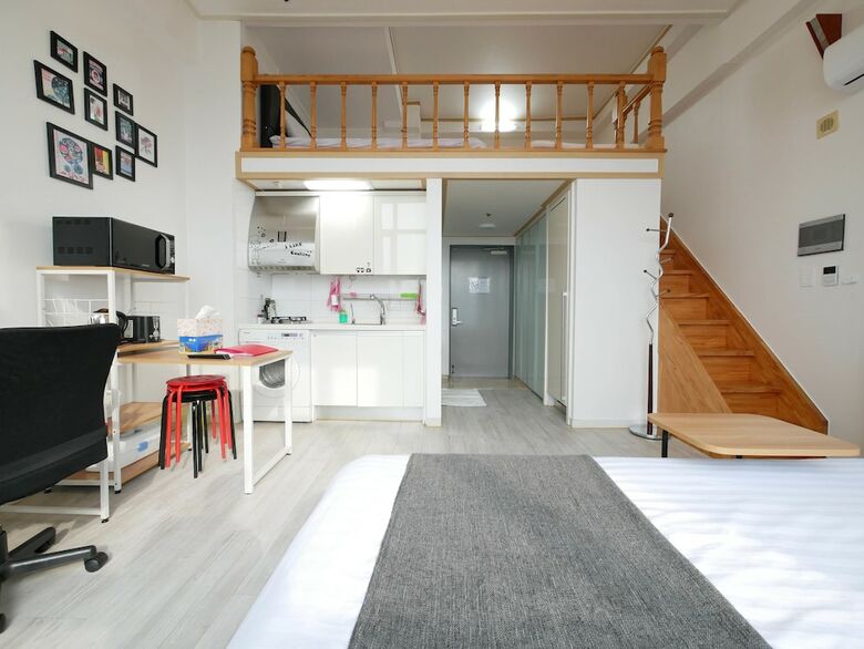 Apartamentos Travel House
