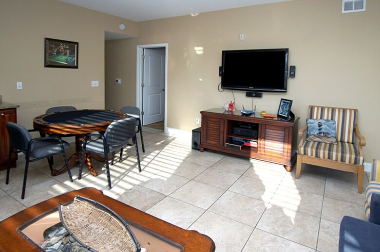 Ocean Breeze Luxury Villas By Elliott Beach Rentals