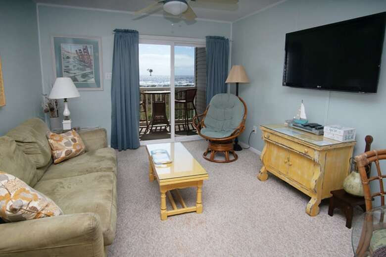 Ocean Pier I By Elliott Beach Rentals