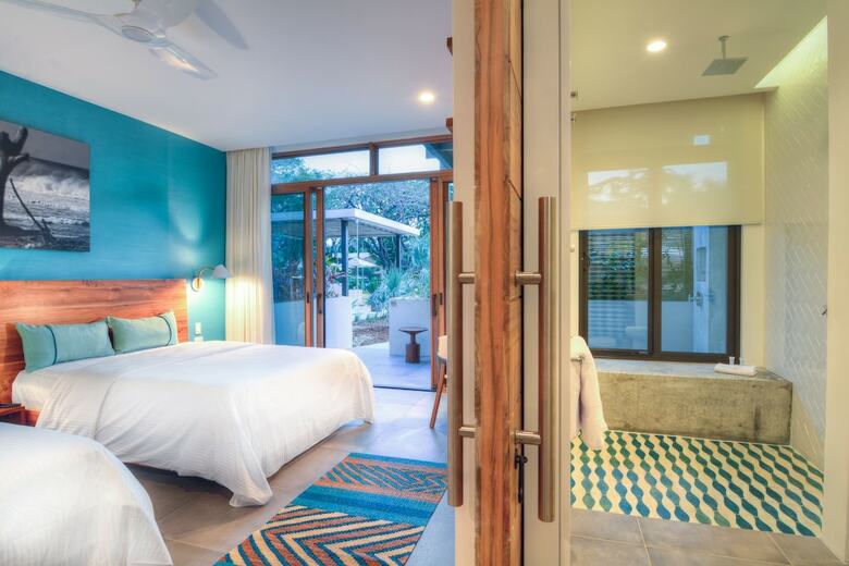 The Gilded Iguana Surf Hotel