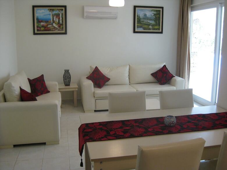 Orka Olivia Apartments