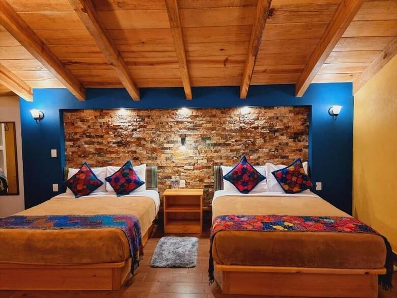 Los Altos Hotel