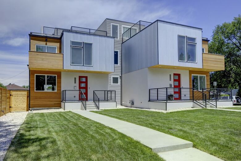 Built In 2017 Luxurious 4 Br Home In Dt