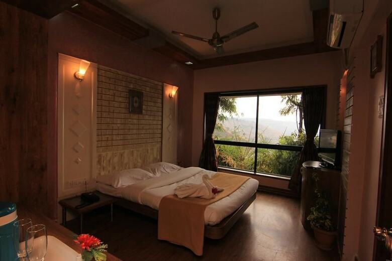 Hotel Mount View Executive  The Valley Resort