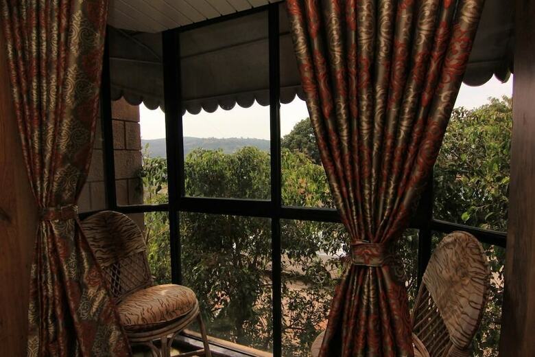 Hotel Mount View Executive  The Valley Resort