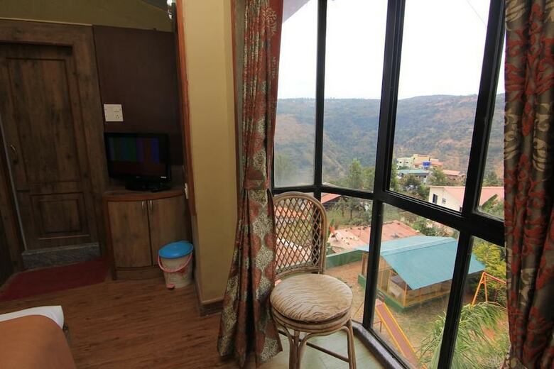 Hotel Mount View Executive  The Valley Resort