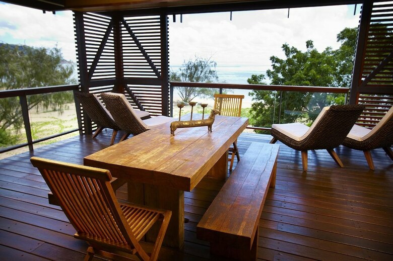 Villa Lotus House