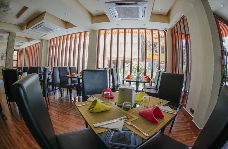 Hotel Three Inn