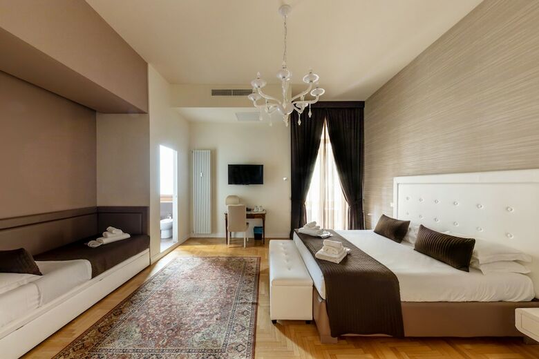 Bed & Breakfast Blue Inn Luxury Suites