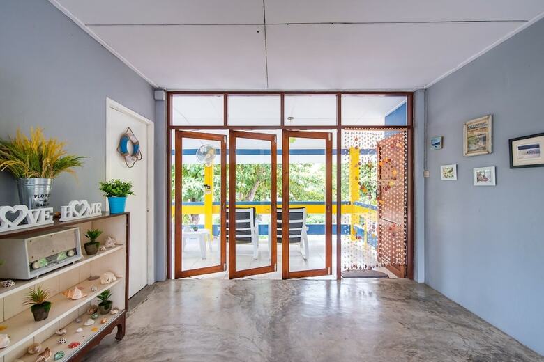 Hotel Surf House Hua Hin
