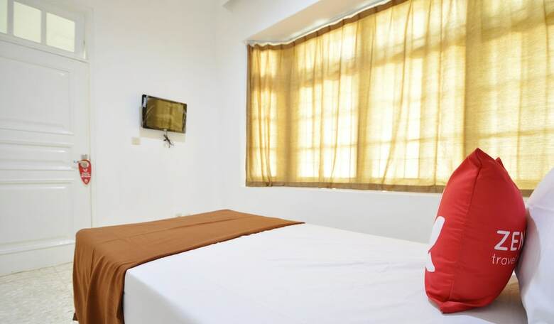 Hotel Zen Rooms Kemang G17 Syariah