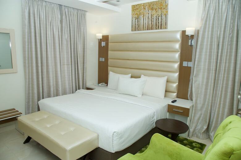 Box Residence Hotel & Apartment