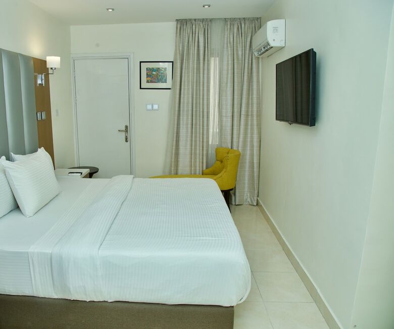 Box Residence Hotel & Apartment