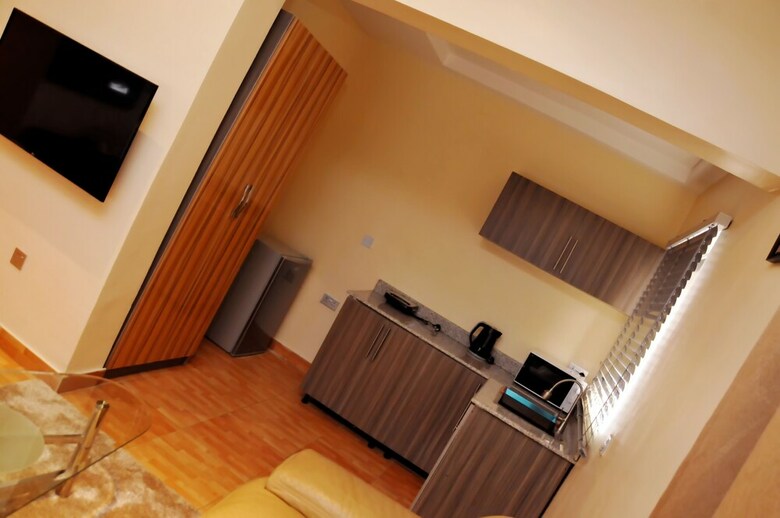 Box Residence Hotel & Apartment
