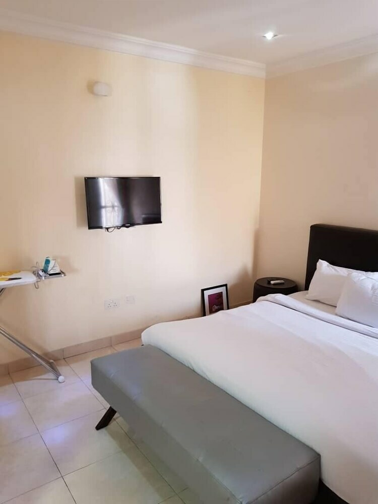 Box Residence Hotel & Apartment