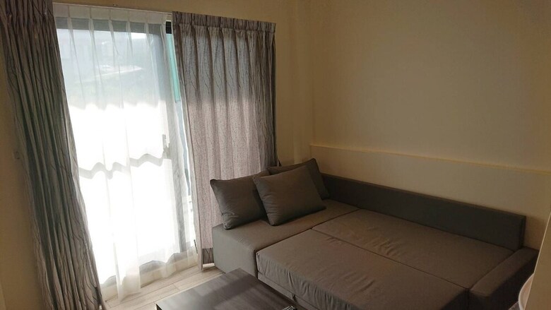 Hotel Fc Holiday Inn