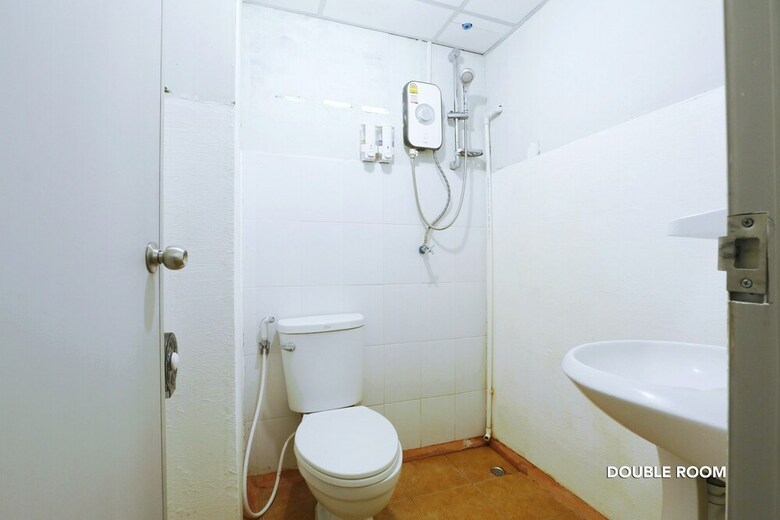 Hotel Zen Rooms Thalang Road