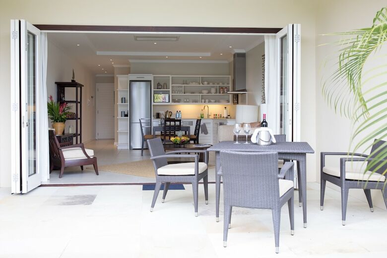 Eden Island Luxury Apartment