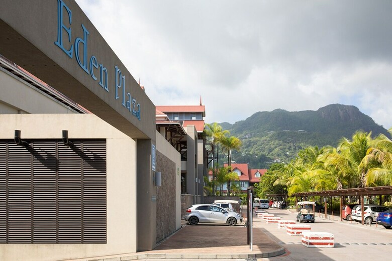 Eden Island Luxury Apartment