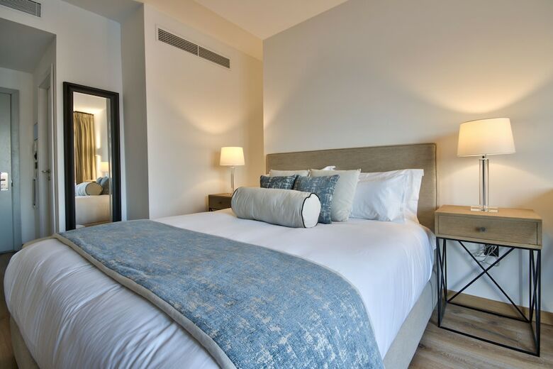 Hotel 66 Saint Pauls & Spa