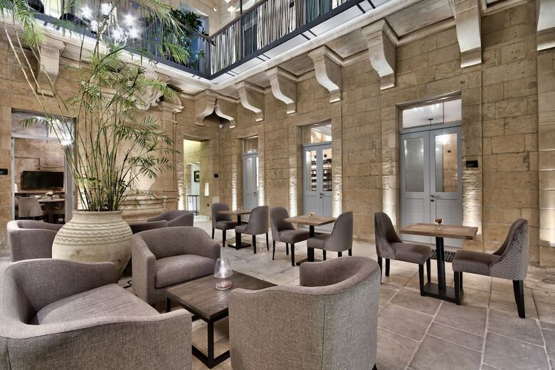 Hotel 66 Saint Pauls & Spa