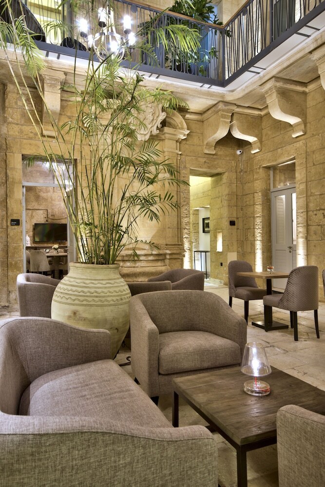 Hotel 66 Saint Pauls & Spa
