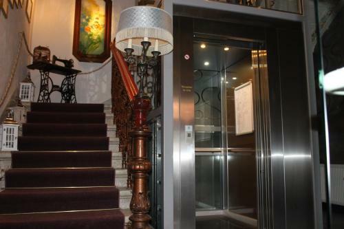 Boulevardhotel S�ngerstadt