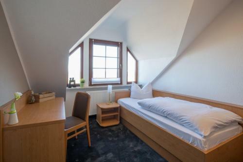 Hostal Pension Seem�we