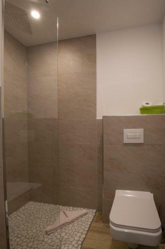 Hostal Pension Seem�we