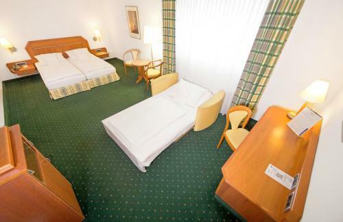 Maifeld Sport- Und Tagungshotel
