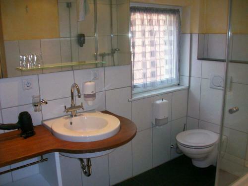 Hostal Gasthaus Zum Engel
