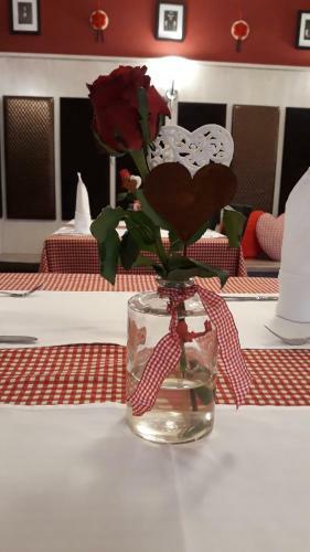 Hostal Gasthaus Zum Engel