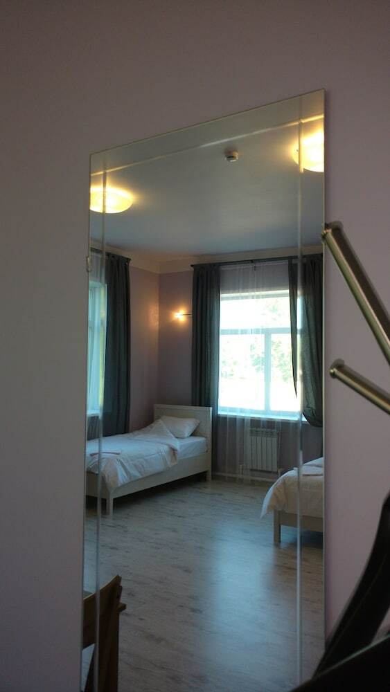 Hostal V Ugliche - Hostel