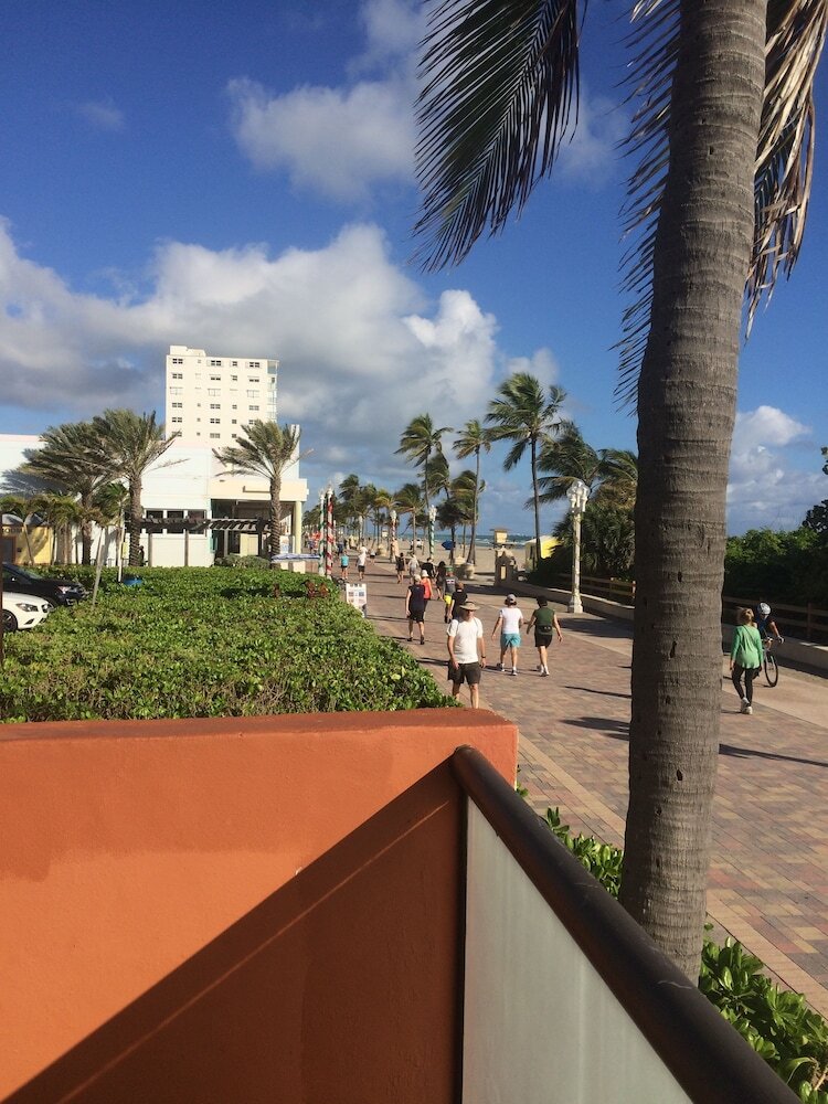 Apartamentos Hollywood Beach Resort-one Bedroom Sleeps 6