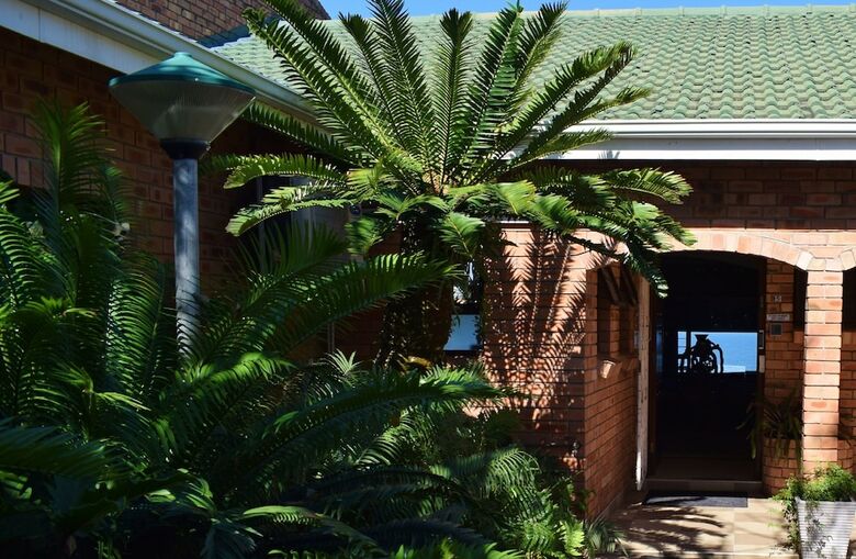 Hotel Ginaz Bnb