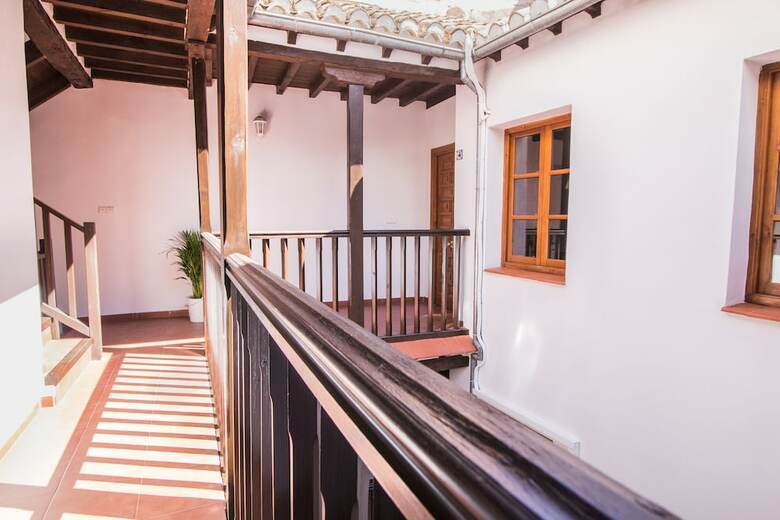 Apartamentos Nahira Suites 3000