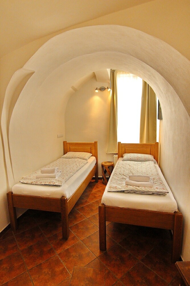 Hotel House Of Roses