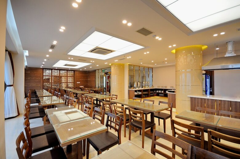 Lenid Nha Trang Hotel