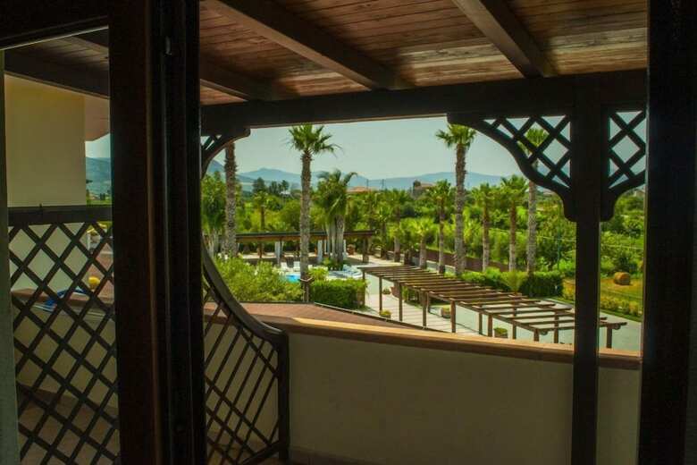 Posada Hotel & Resort Perla