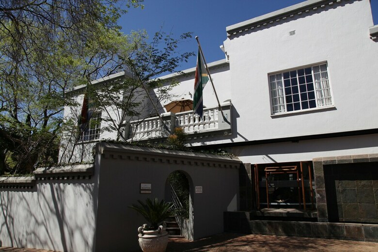 Village Ridge Boutique Hotel