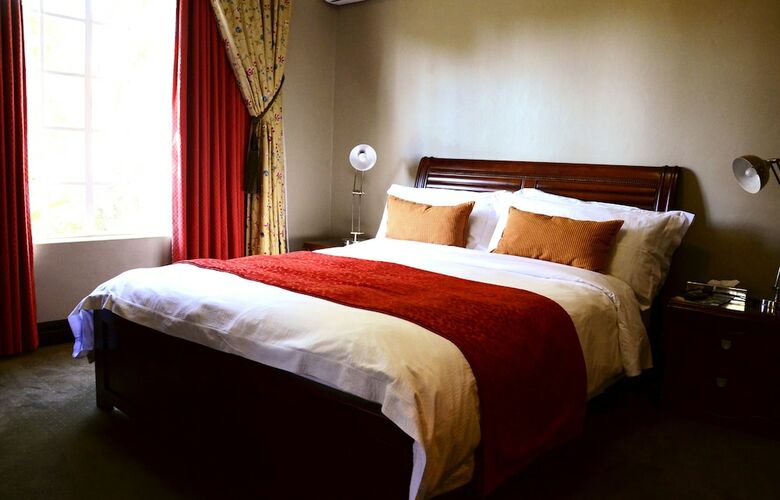 Village Ridge Boutique Hotel