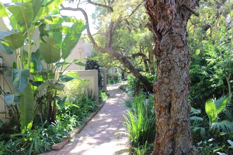 Village Ridge Boutique Hotel