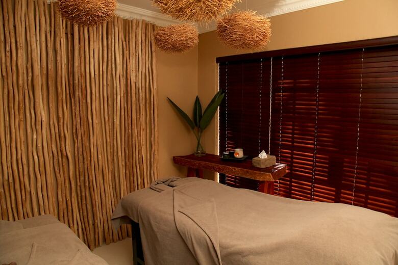 Village Ridge Boutique Hotel